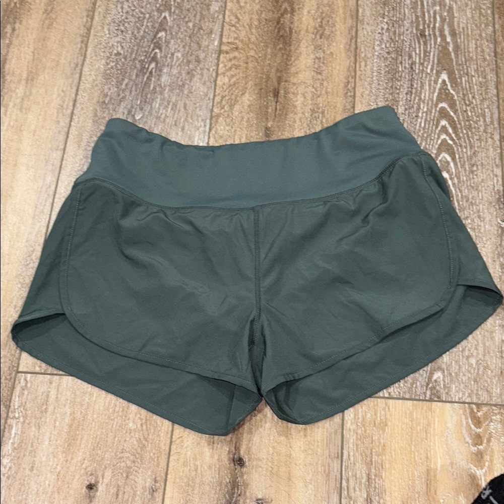 GAIAM Green Athletic Shorts Lightweight Elastic Waist